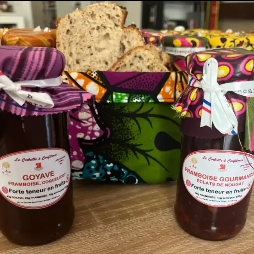 TOAST CHIC ET CONFITURES